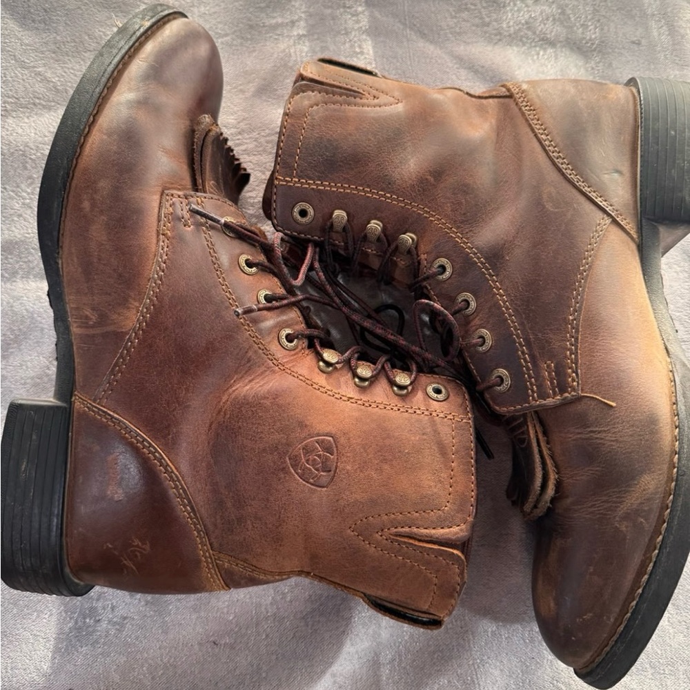 Ariat Men's Distressed Brown Leather Boots